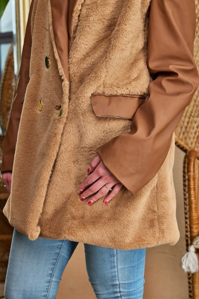 Elegante Jacke mit Gürtel